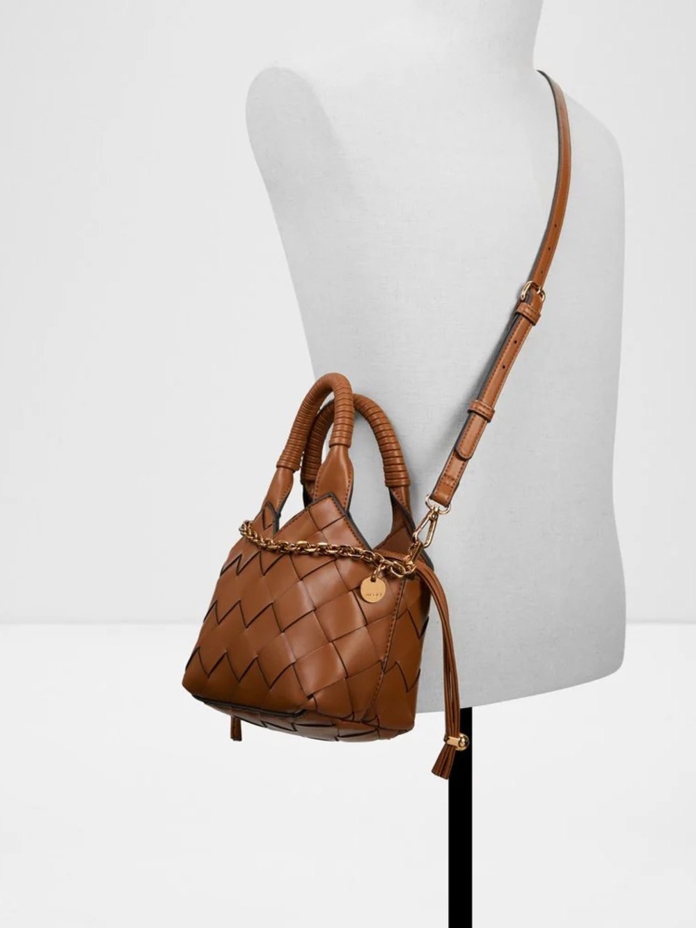 Aldo Royffe small Bucket Bag - Picture 4 of 8